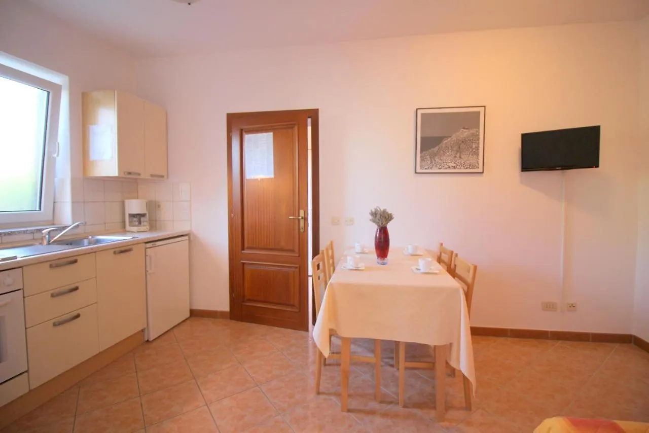 Apartment In Porec 10 0*,  Croazia